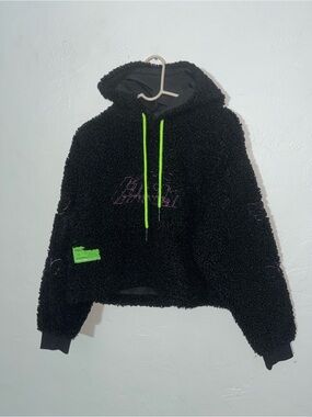 NWT Taka Original $90 Black Fuzzy Sherpa Hoodie Coat Sweatshirt Neon Details